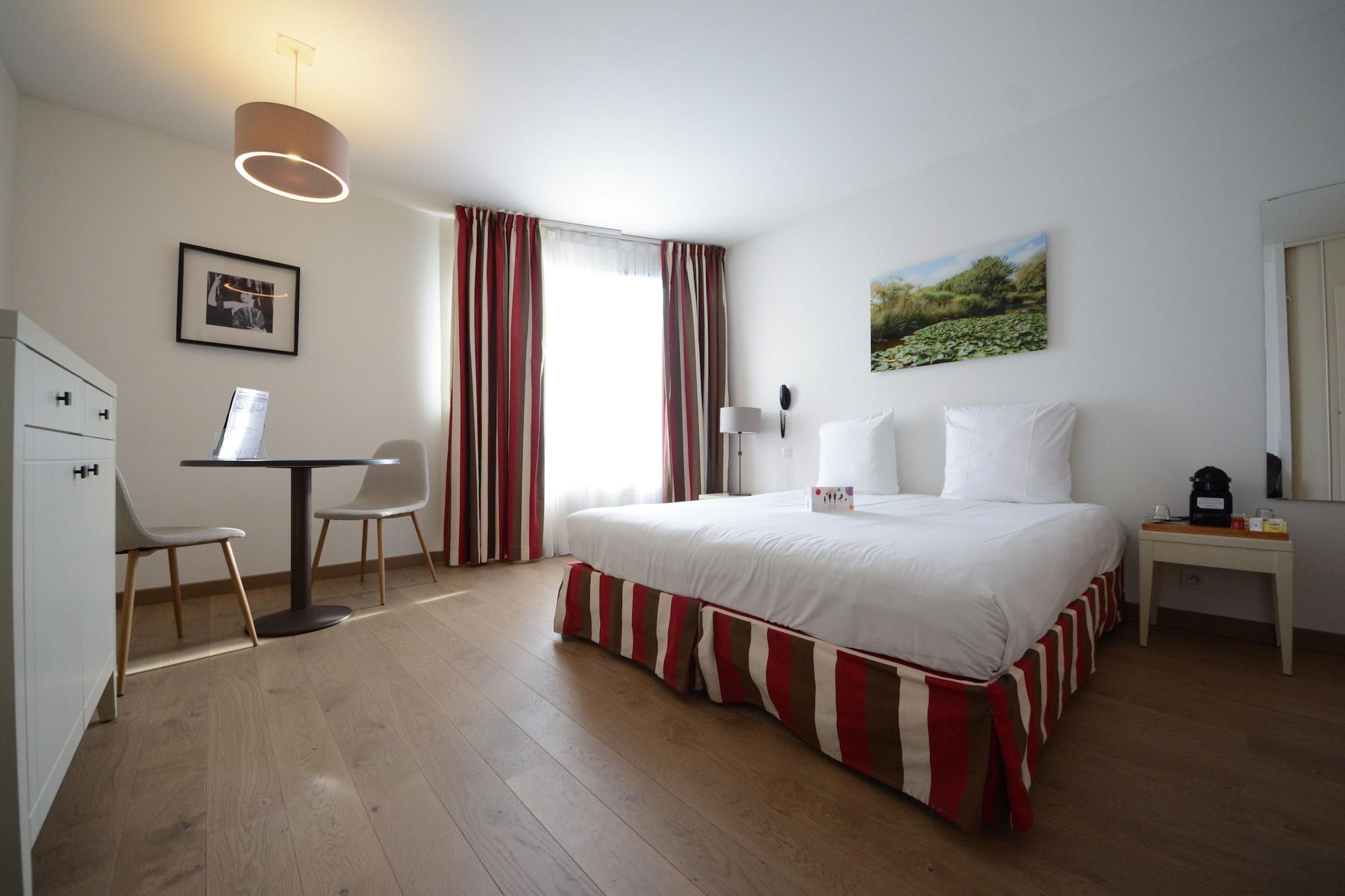 Hotel Cerise Chatou Luaran gambar