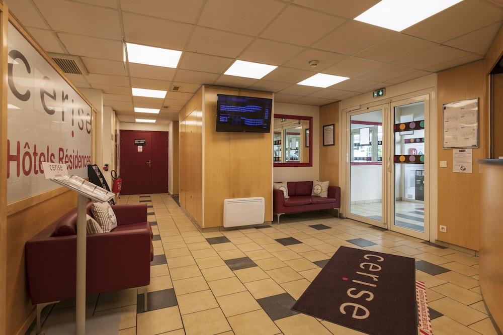 Hotel Cerise Chatou Luaran gambar